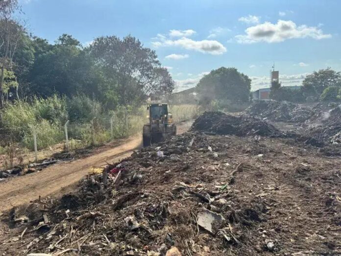 Prefeitura de Piracicaba inicia limpeza no ecoponto do Jardim Oriente